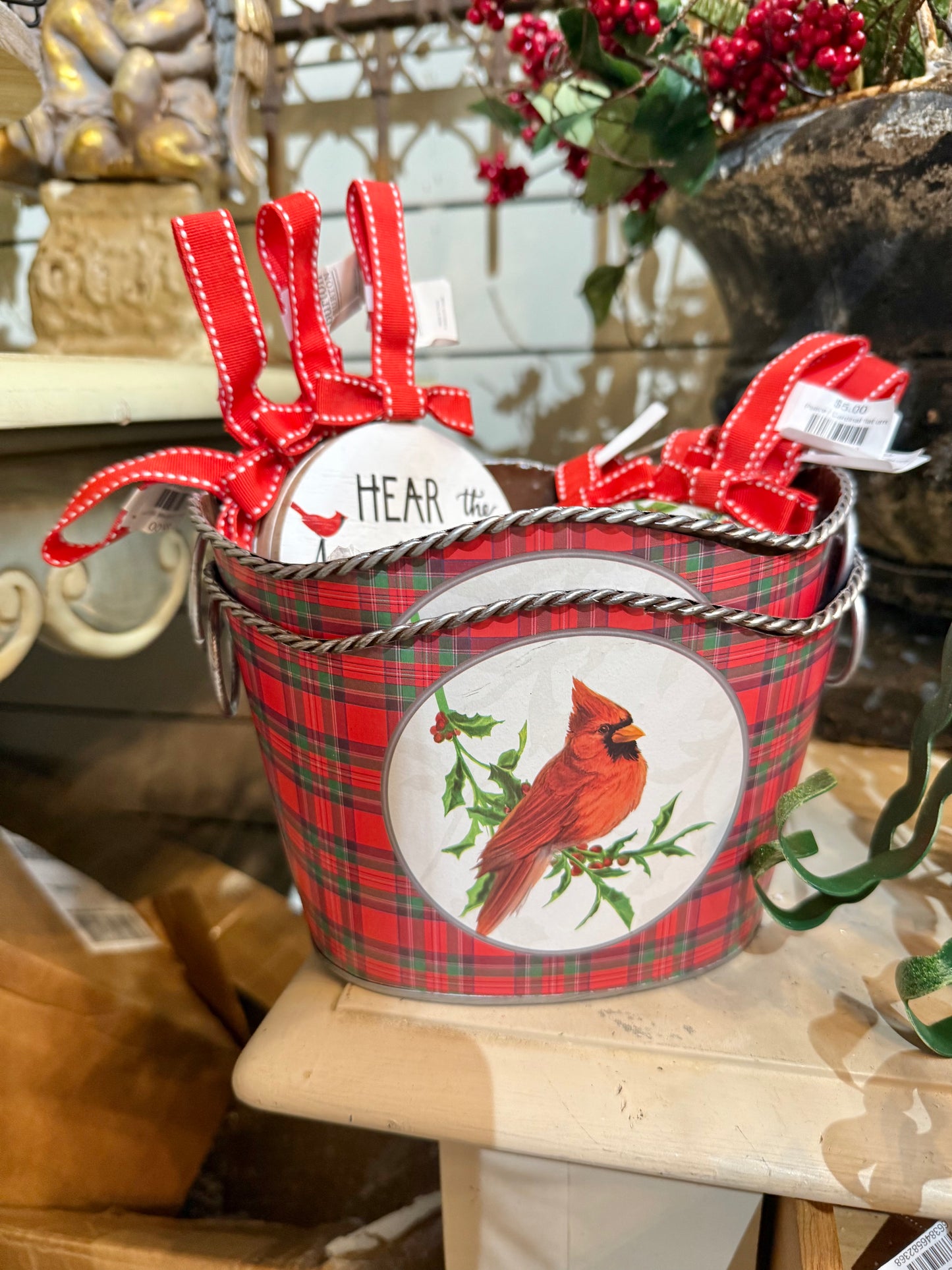 Cardinal Planter
