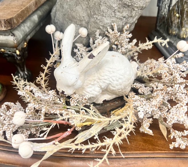 White Cast iron bunny