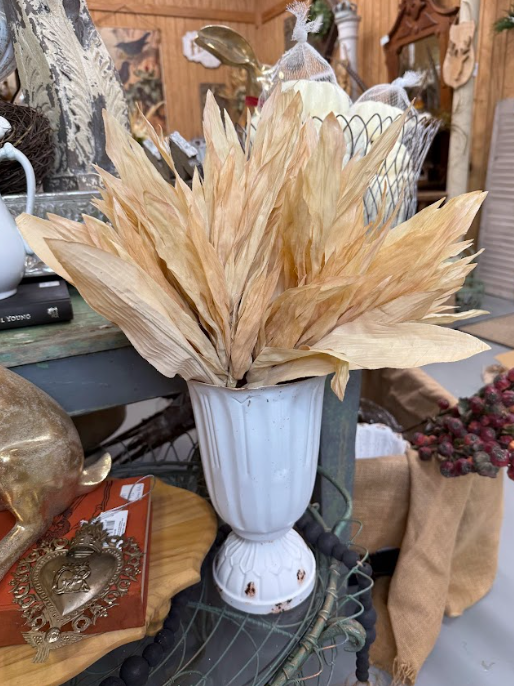 Scalloped Vase Sm