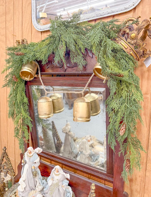 Advent Greens Hanging