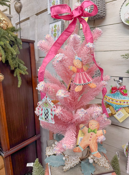 C24113B GB Ornament